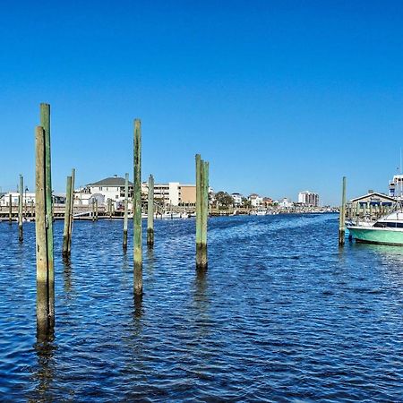 Breezy Beach Retreat With 180-Degree Ocean Views! Apartment Carolina Beach Luaran gambar