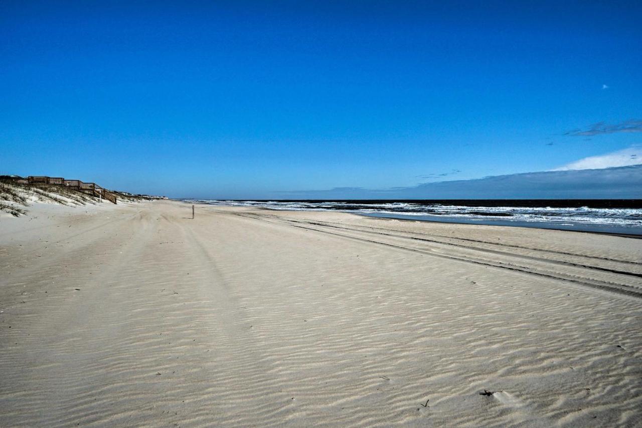 Breezy Beach Retreat With 180-Degree Ocean Views! Apartment Carolina Beach Luaran gambar
