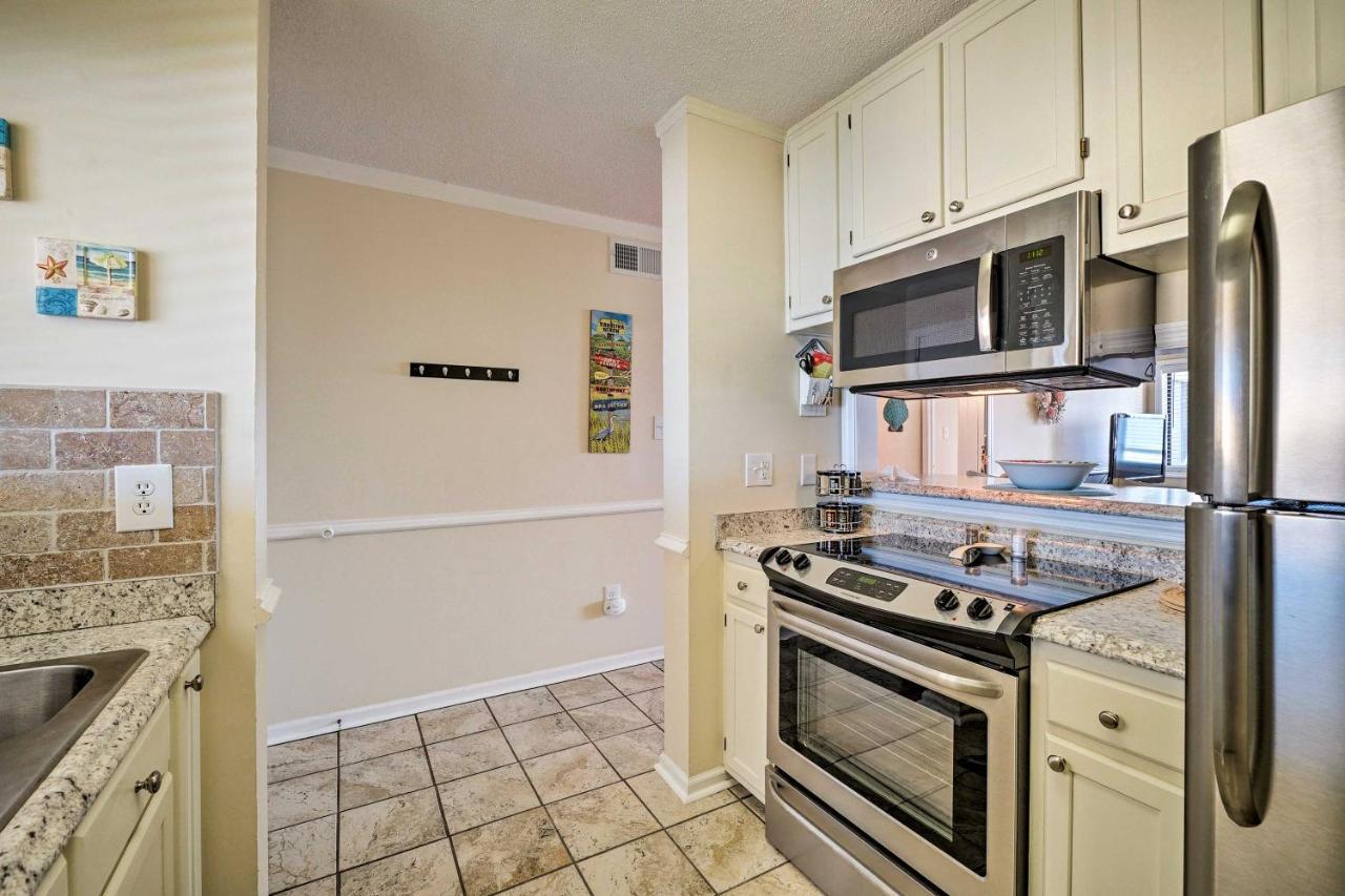 Breezy Beach Retreat With 180-Degree Ocean Views! Apartment Carolina Beach Luaran gambar