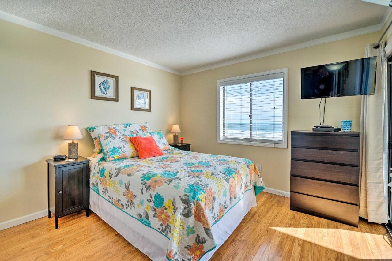 Breezy Beach Retreat With 180-Degree Ocean Views! Apartment Carolina Beach Luaran gambar