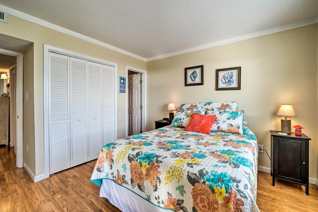Breezy Beach Retreat With 180-Degree Ocean Views! Apartment Carolina Beach Luaran gambar