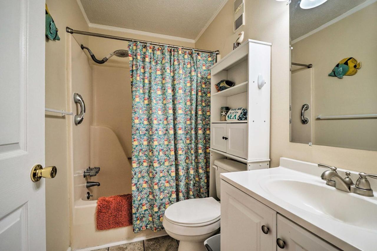 Breezy Beach Retreat With 180-Degree Ocean Views! Apartment Carolina Beach Luaran gambar